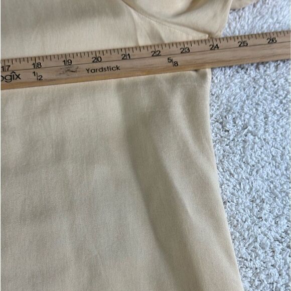 J. Crew blouse womens size medium silk beige button up top Modest Preppy light - Picture 9 of 9